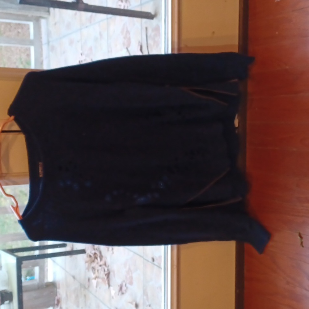 Dark blue top